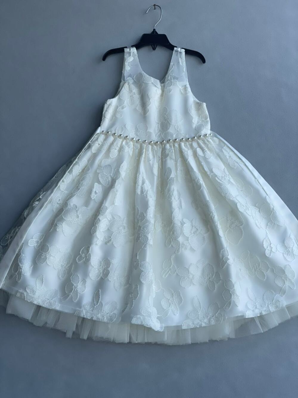 AMERICAN PRINCESS IVORY FLORAL DRESS WITH PEARL ACCENTS - SIZE 8